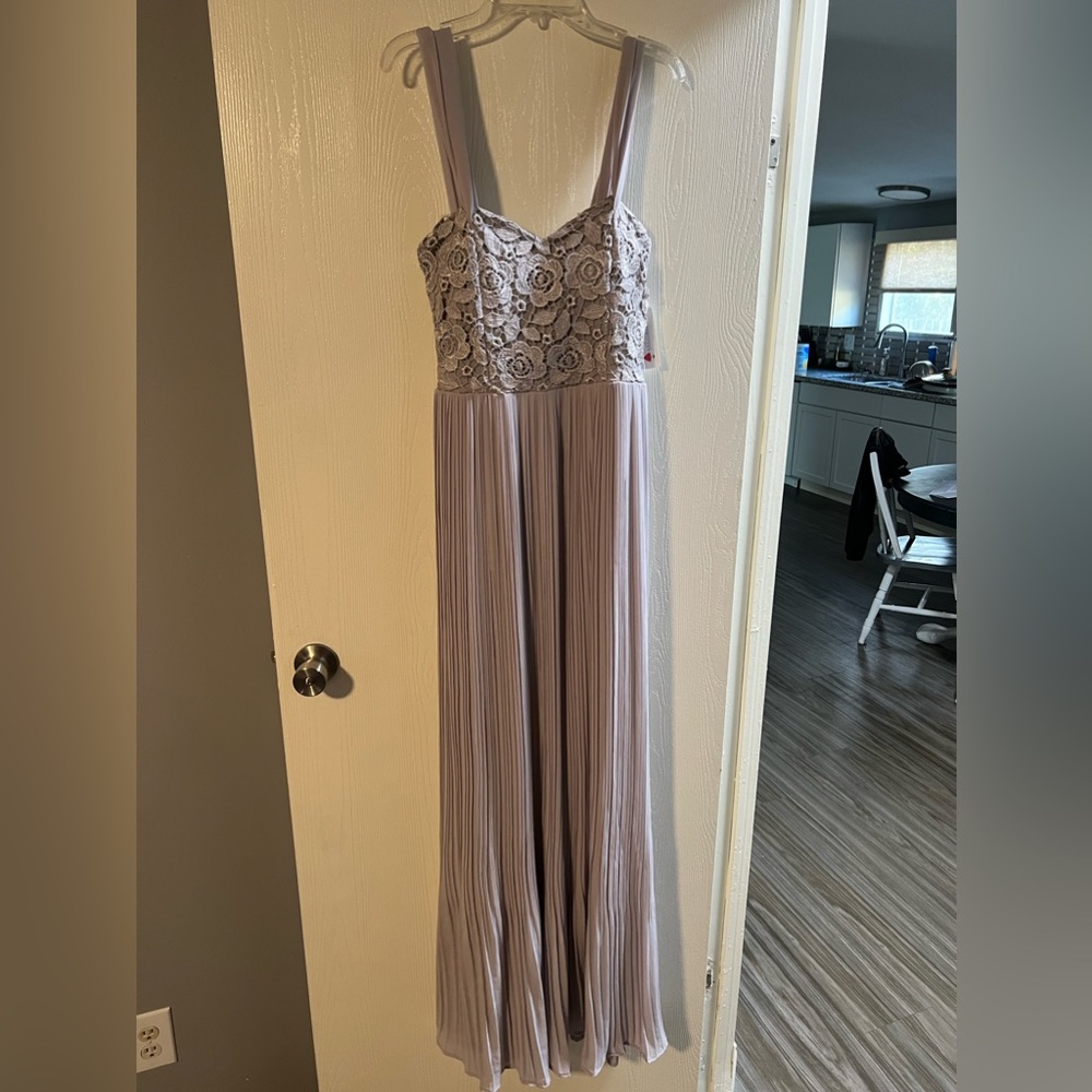 Embroidered floral lace and chiffon dress